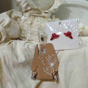 Earrings Lot 2 Pairs